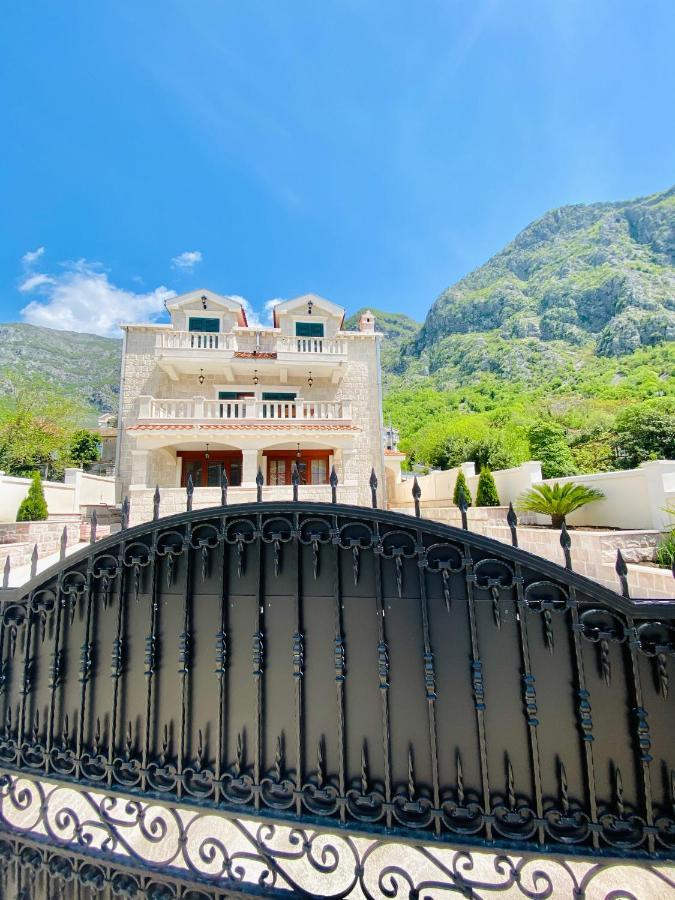 Villa Blanca Risan Zewnętrze zdjęcie